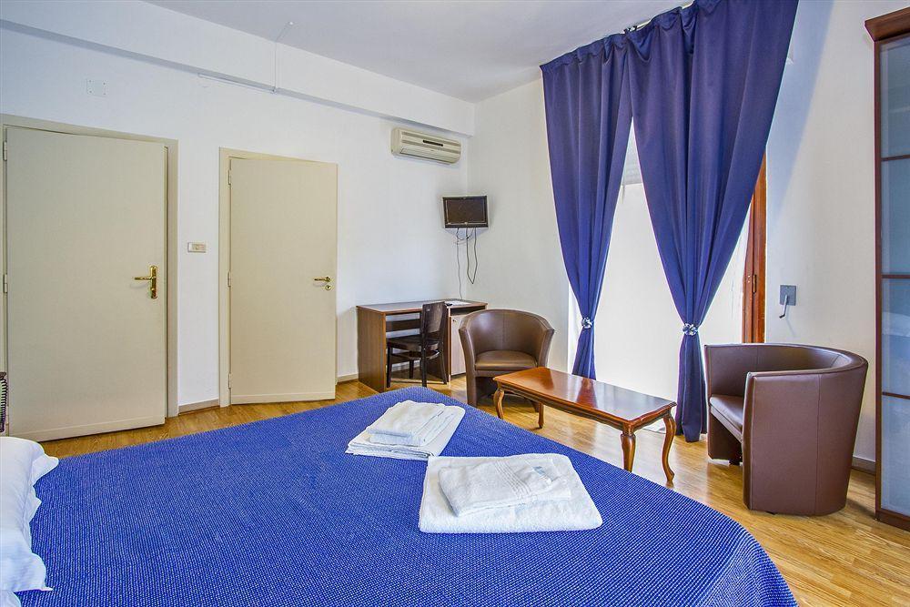 Bed and Breakfast Mamma Sisi à Lecce Extérieur photo