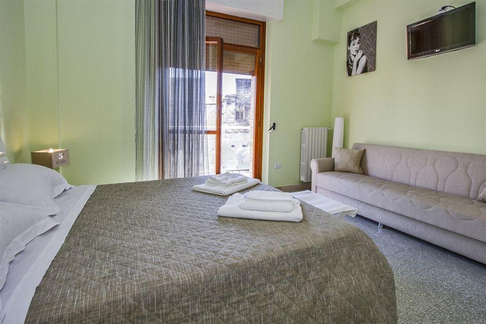 Bed and Breakfast Mamma Sisi à Lecce Extérieur photo
